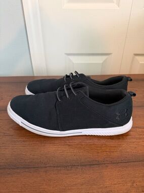 Under Armour Men’s Black and White Low-Top Lace Sneakers